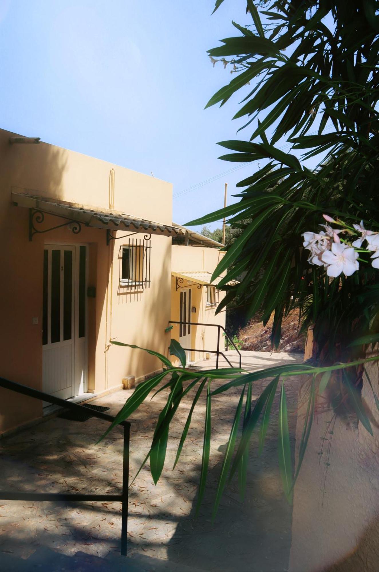 Kaminaki Seaview Apartments Katávolos المظهر الخارجي الصورة